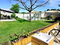 jardin-potager-piscine-velos-point-eau-exterieur-mas-des-anges-soussans-margaux-medoc-bordeaux-cyclotourisme-detente