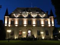 Château à la tombée de la nuit