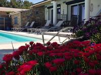 vue-piscine-Appart-Bleu-Azur-Corse