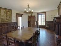 Salle à manger au rez-de-chaussée