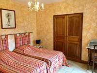 La Greze chambre orange Bergerie