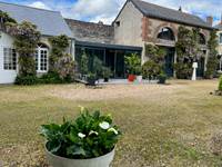 Maison au printemps