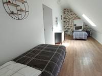 La chambre de droite à l'étage