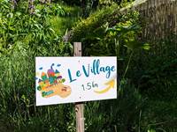 Village à 1,5 km