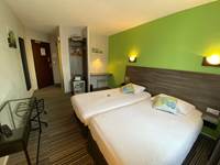 Chambre à deux lits