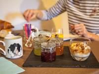 Petit déjeuner gourmand au colombier bretagne - chambres d'hôtes