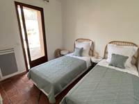 Bedroom with two singles 2