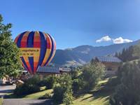 La Montgolfière atterrit aux chalets d'Heidi