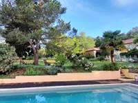 Domaine_de_Calabel©_Pouylebon_vacances_piscine_gers_tipi_insolite