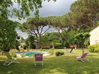 2 8 Piscine et Parc