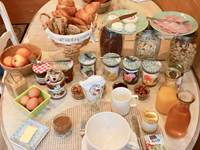 Un copieux petit déjeuner bio - Sucré - Salé -