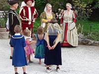 visites nocturnes avec les enfants déguisés et le Quatuor vocal Psaltérion