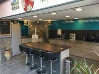 Lerougeetblanc-chambre hote gite-auxerre yonne bourgogne franche comté-piscine spa sauna hammam jacuzzi-famille couple mariage-repas dégustation- repos calme campagne-guedelon vezelay chablis joigny_Cuisine2