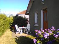 TERRASSE AVEC SALON DE JARDIN