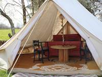 Domaine_de_Calabel©_Pouylebon_vacances_piscine_gers_tipi_insolite