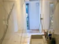 Salle de bain suite Agosta