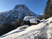 Randonnée au hameau des granges vue sur le mont Buet