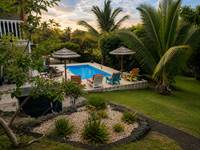 Piscine au coeur du jardin