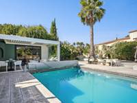 PISCINE.RESTAURANT.SOMMIERES.PERGOLA.GITES.CASADIN