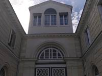Maison vue de la cour intérieure