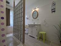 Salle de douche , wv .