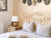 Villa Maluan Chambre double Ambre vue jardin pays de Fayence