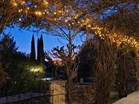 La Terrasse à la tombée de la nuit