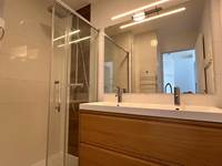 Douche et double vasque