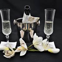 Champagne servi en chambre - Luxe - Romantisme