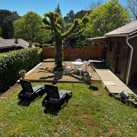 Jardin clos avec spa en dordogne-photo-news