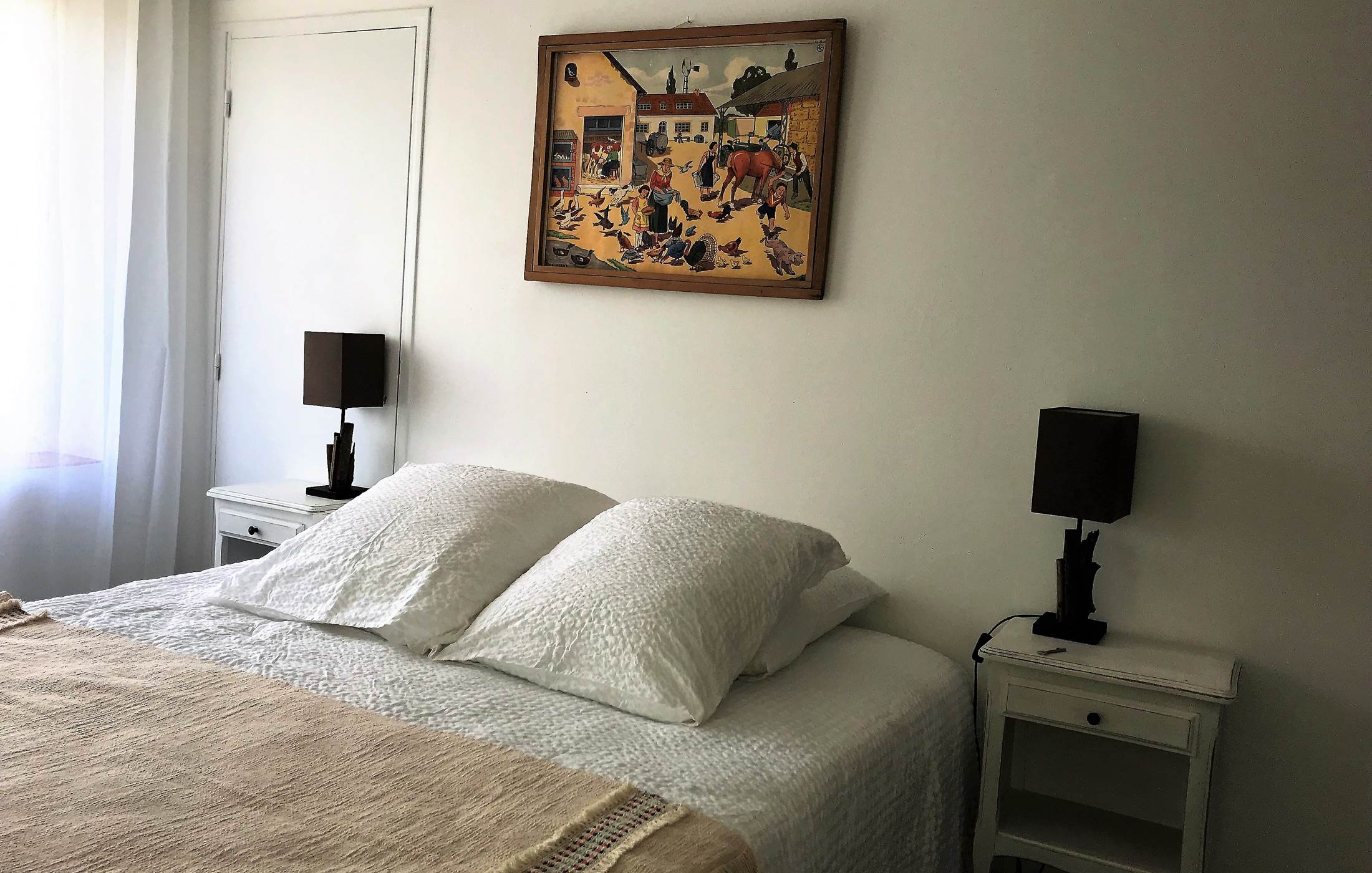 Le Mas Mellou : Chambre Mont Serein