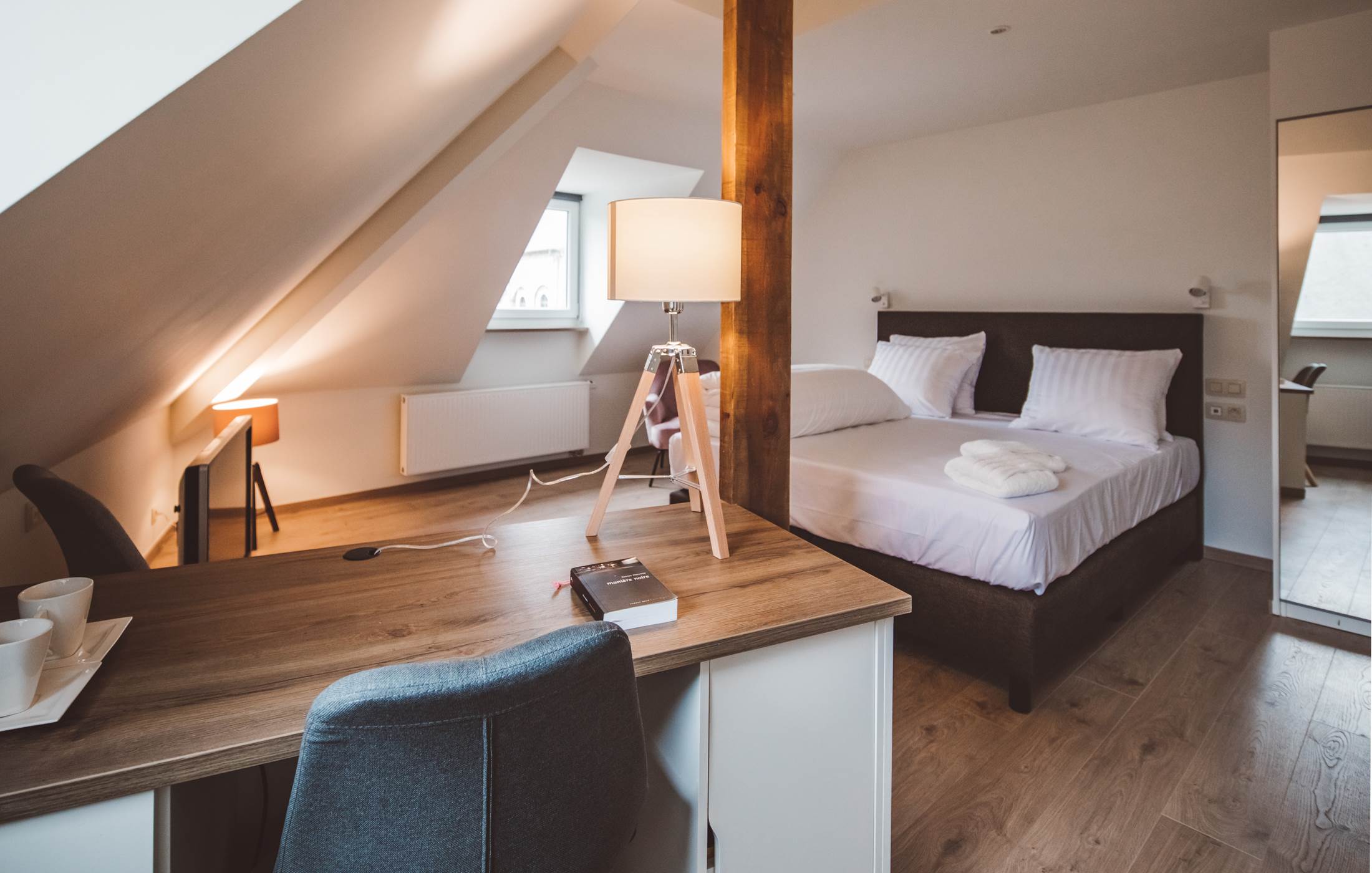 304 CHAMBRE DELUXE CHAMBRE