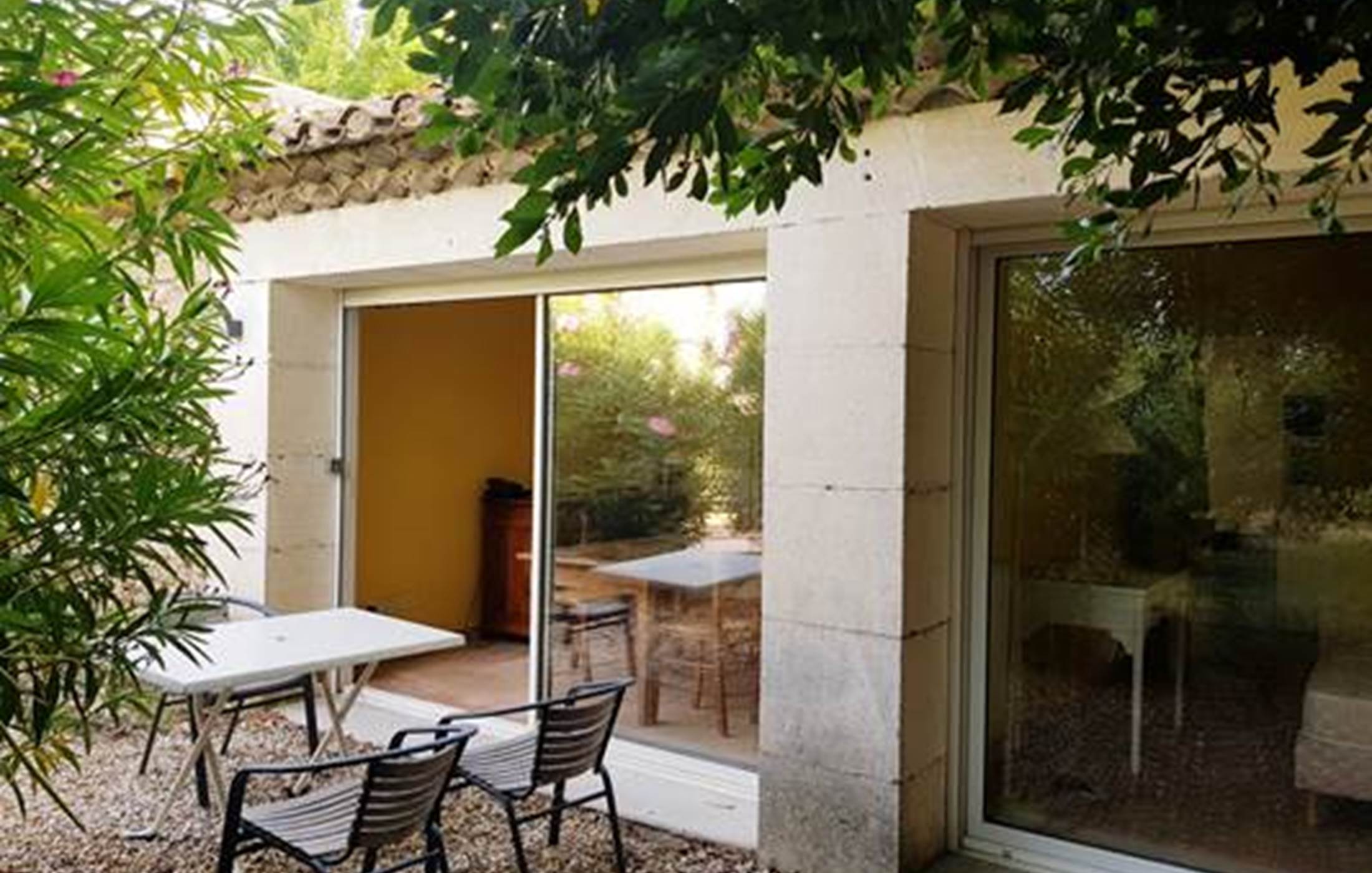 terrasse-cottage-saint-remy-de-provence