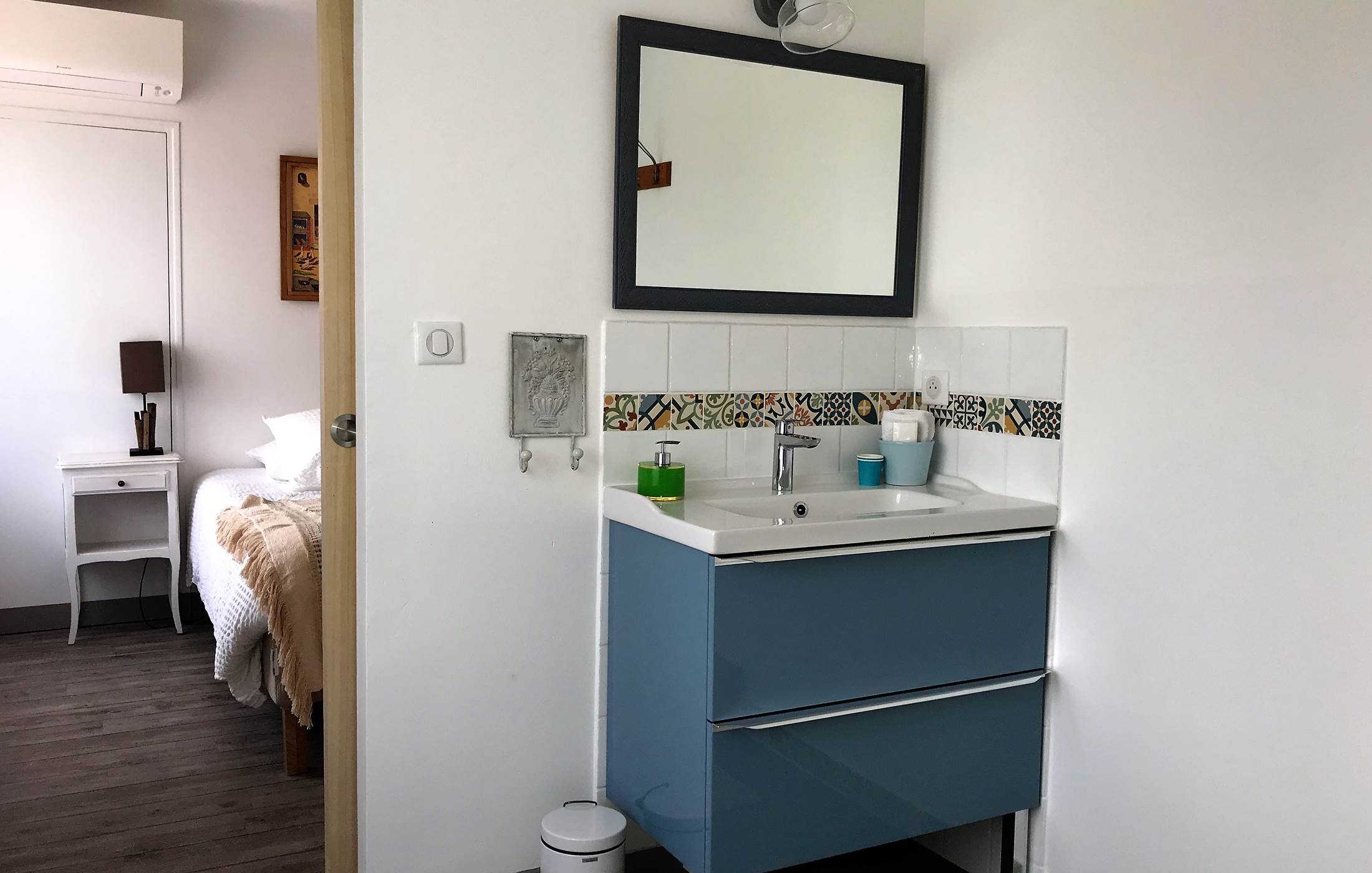 Le Mas Mellou : Salle de Bain Mont Serein