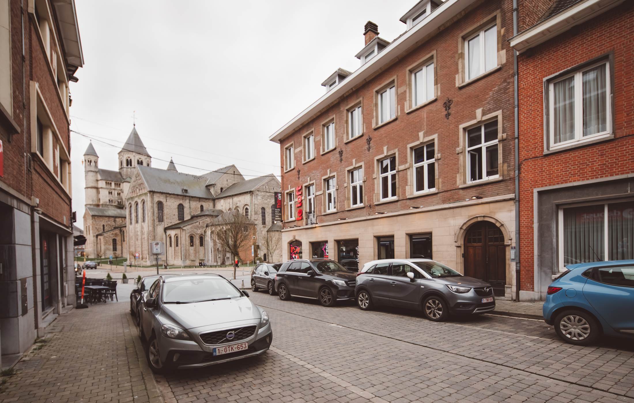 VUE HOTEL ET GRAND PLACE DE NIVELLES