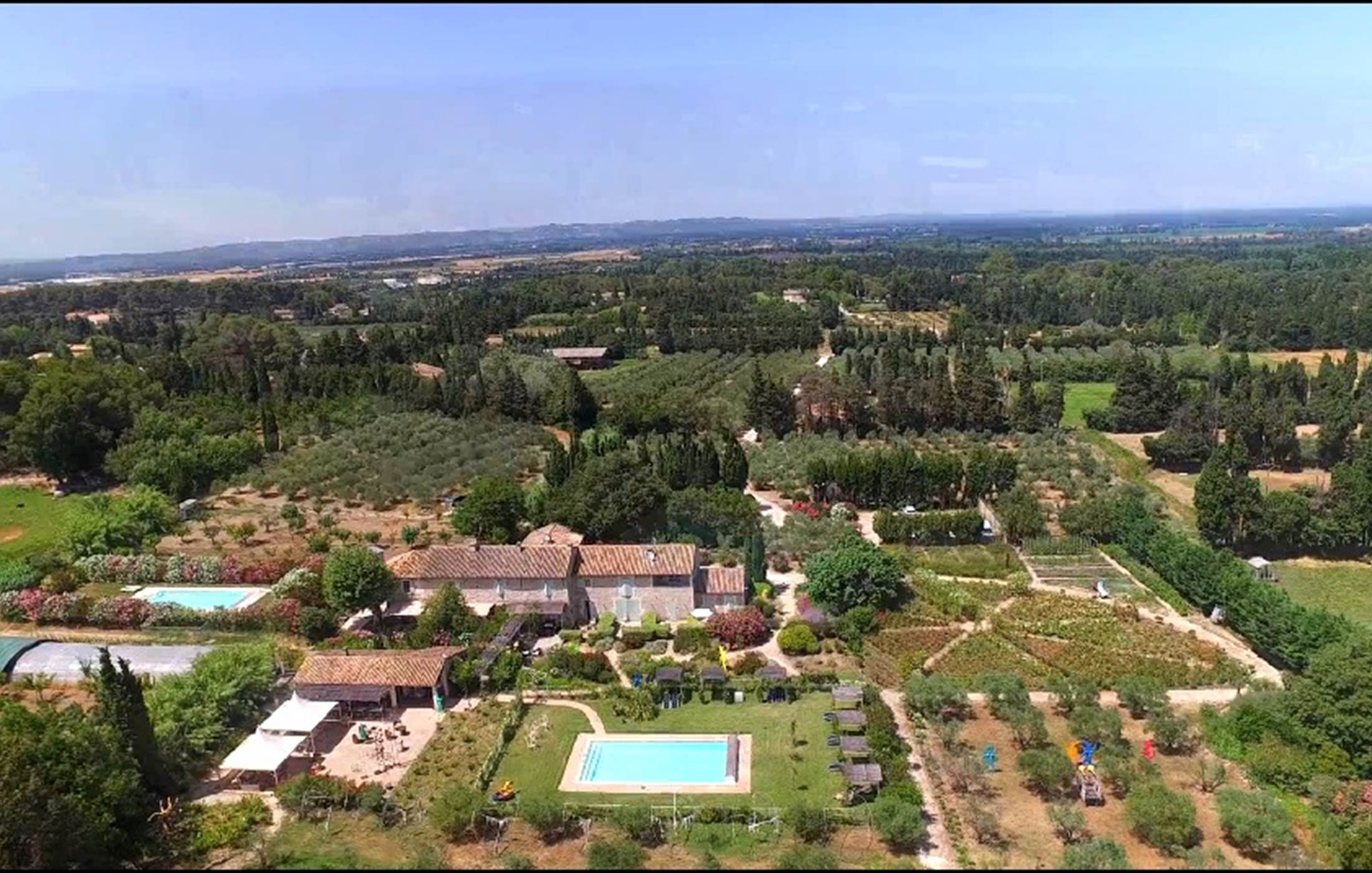 vue aérienne MAS DES FIGUES