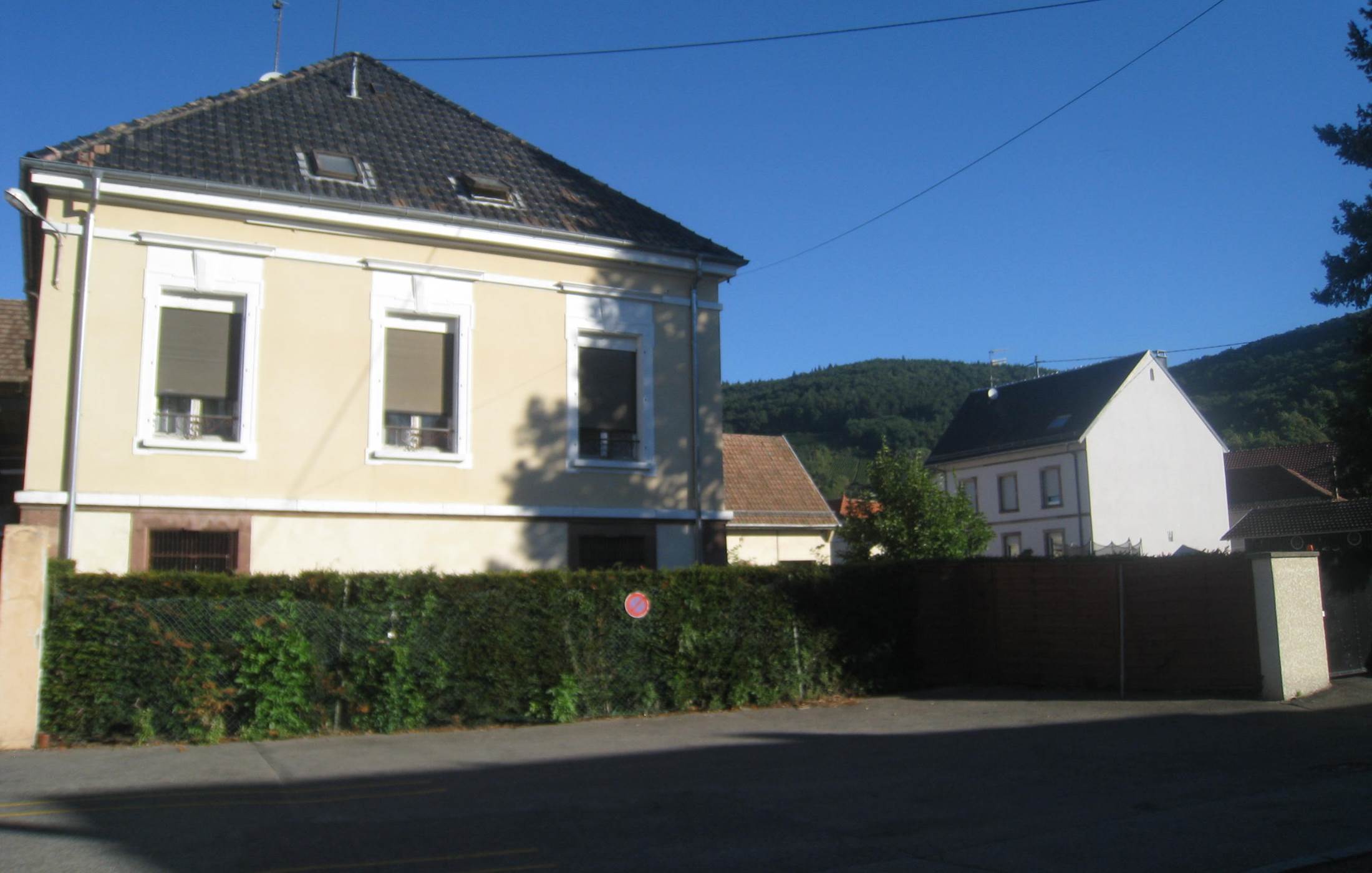 maison 12 r abbé Braun 009