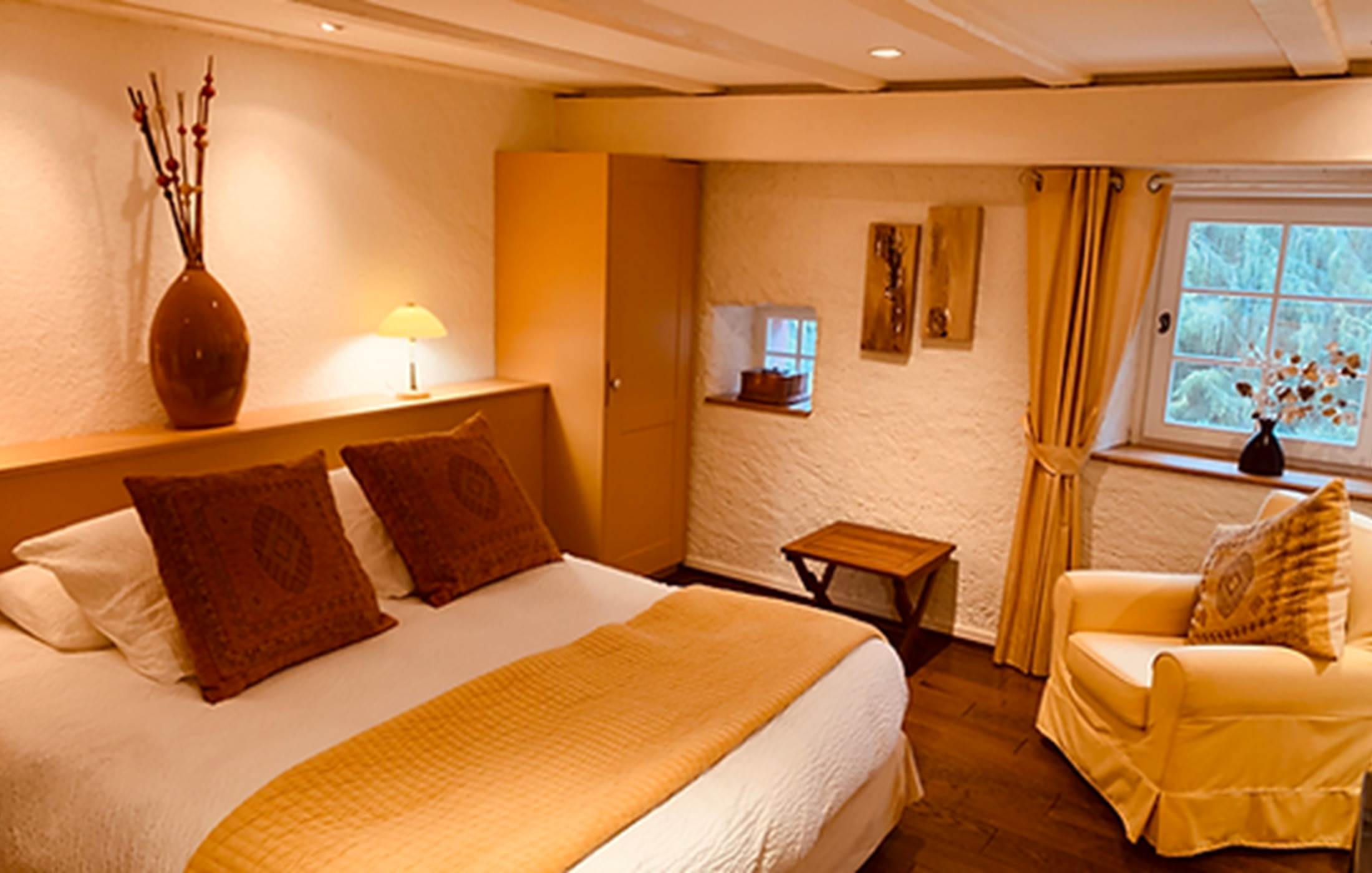 La haute-grange-chambre-cerisier