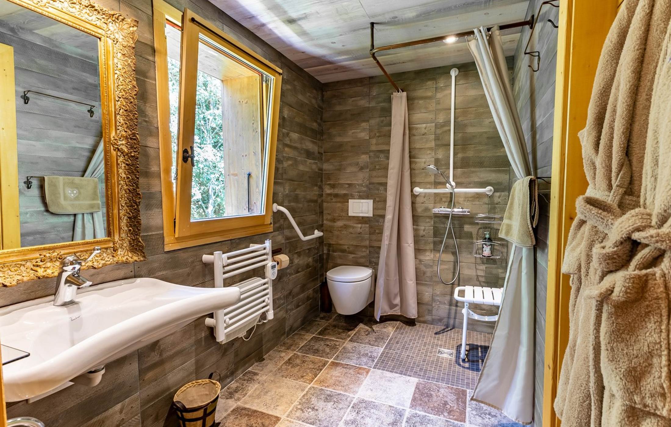 La sdb (PMR) : Thème l'écurie