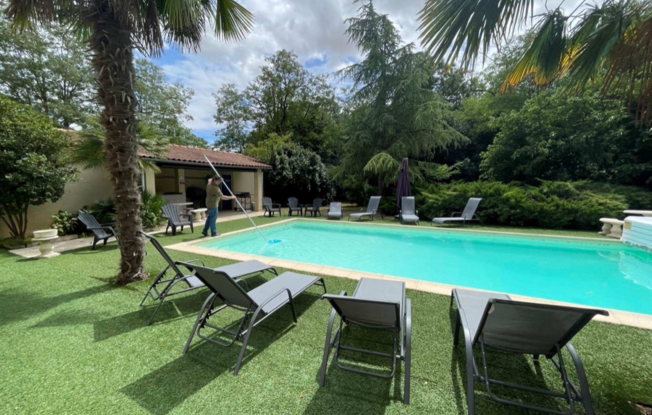 930A3493-270A-44C5-BFCF-330F0A7124C1_1_105_c