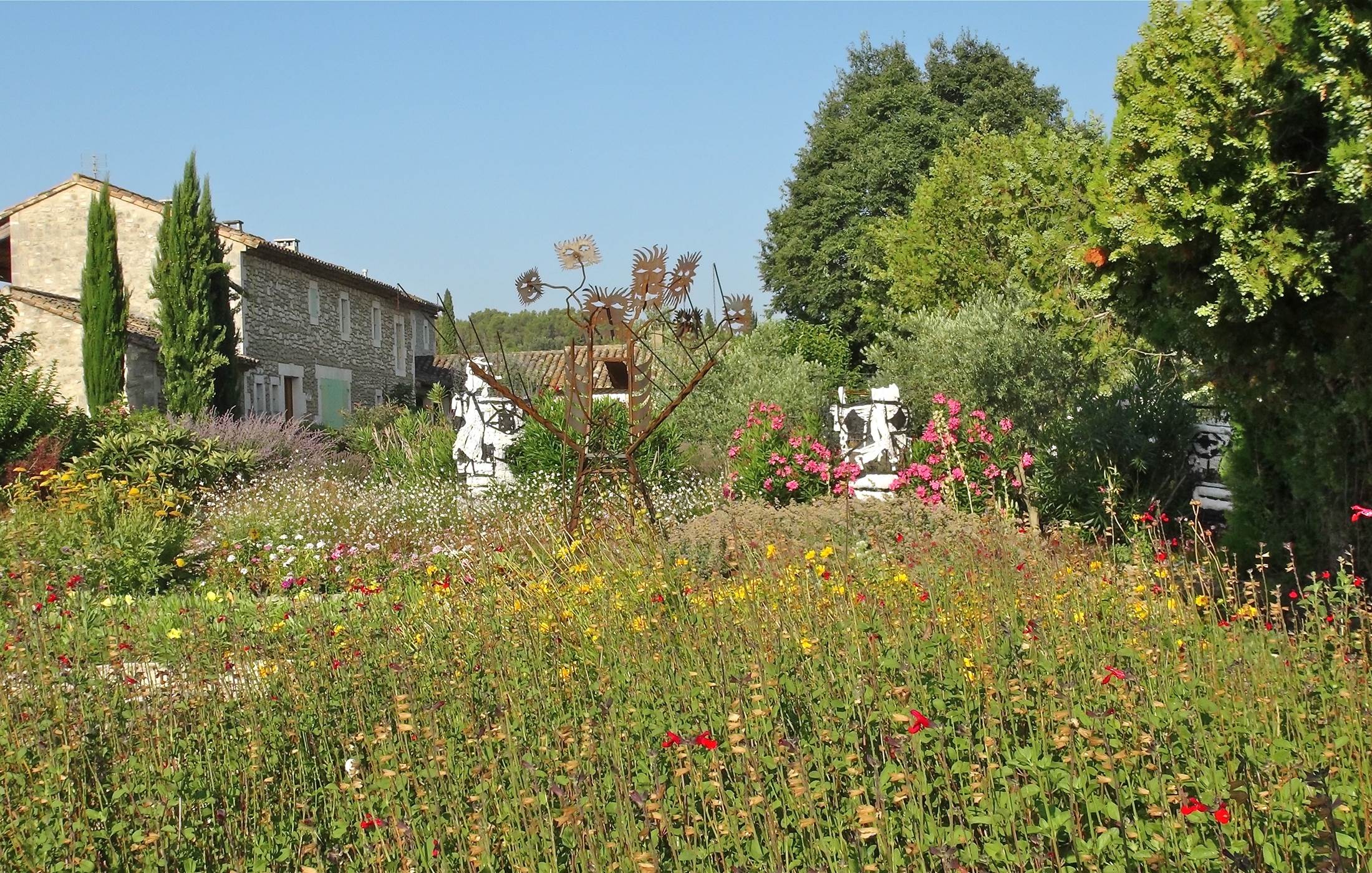 vue-jardin-domaine-bio entrée
