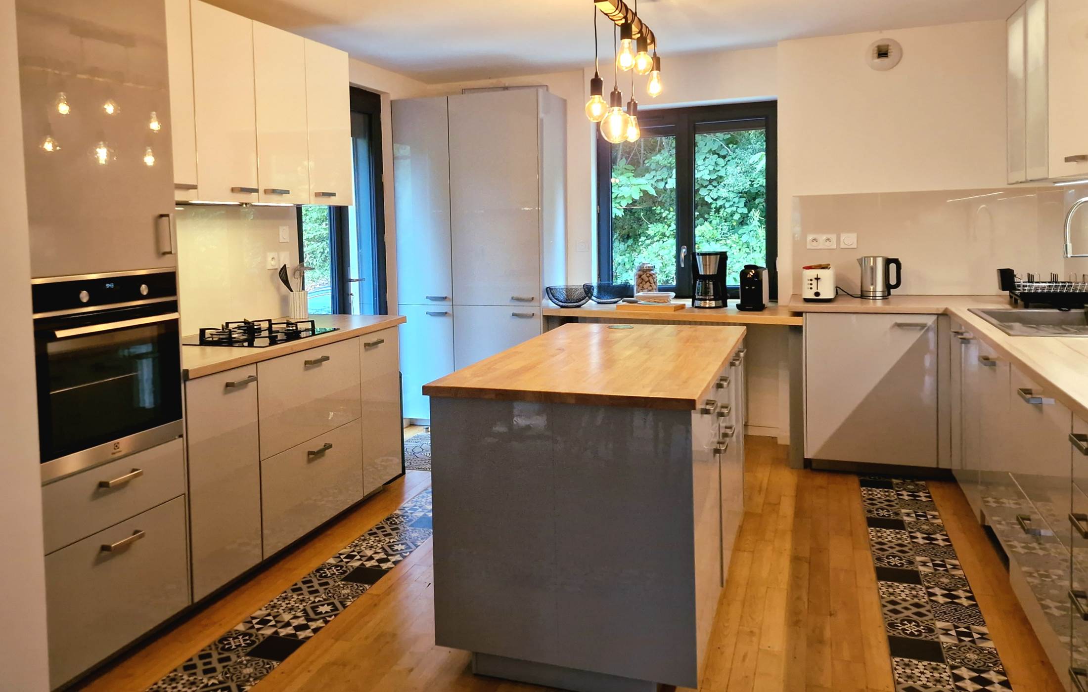 cuisineéquipée/repasenfamille/repasentreamis