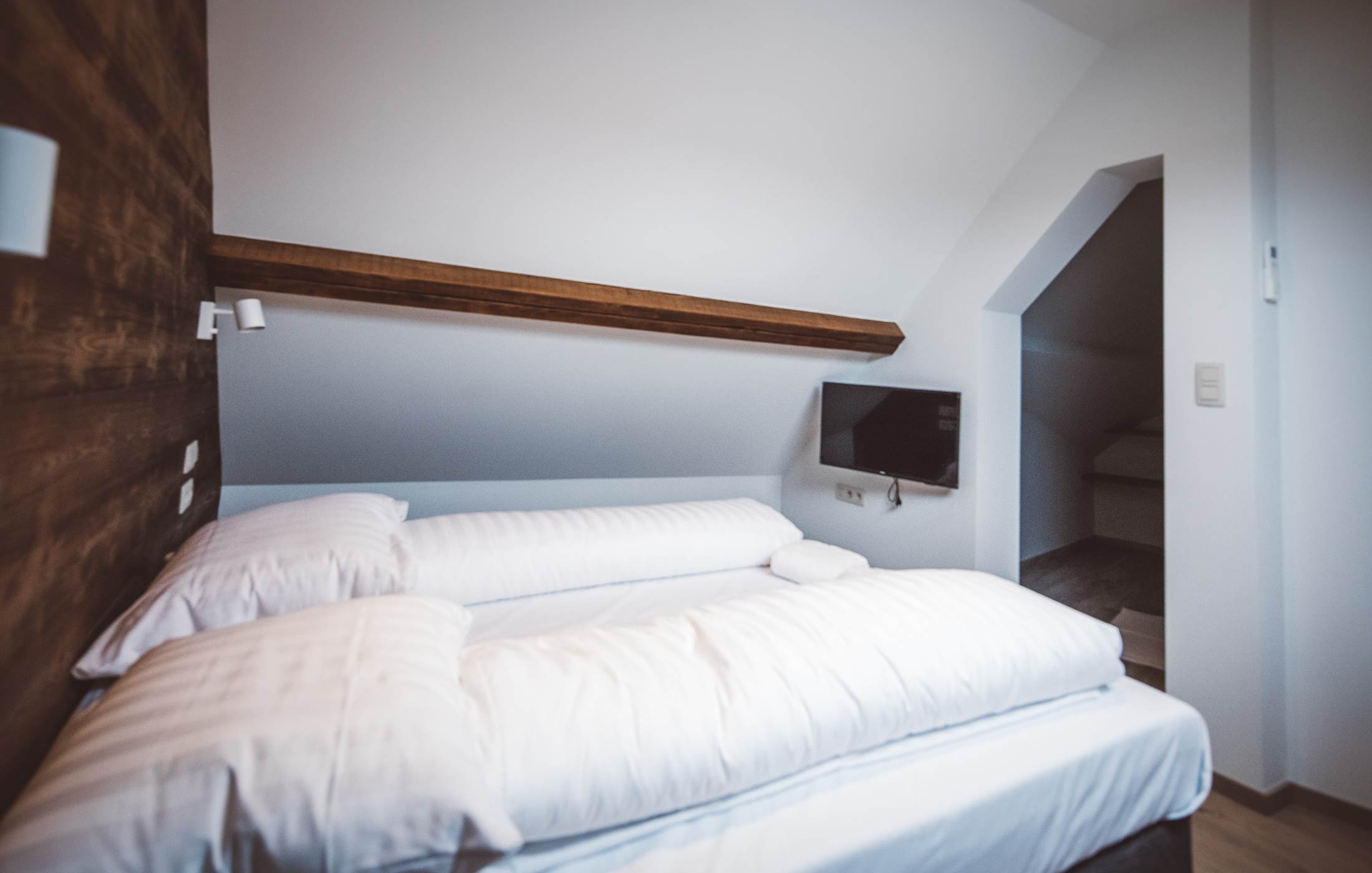 306 STUDIO AVEC CUISINE -CHAMBRE