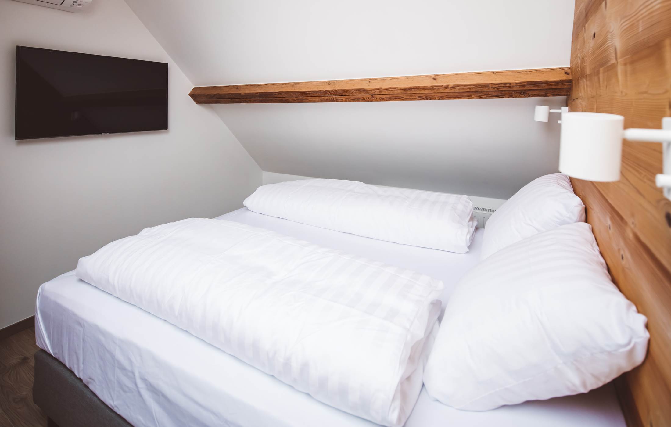 301 CHAMBRE SUPERIEUR -CHAMBRE