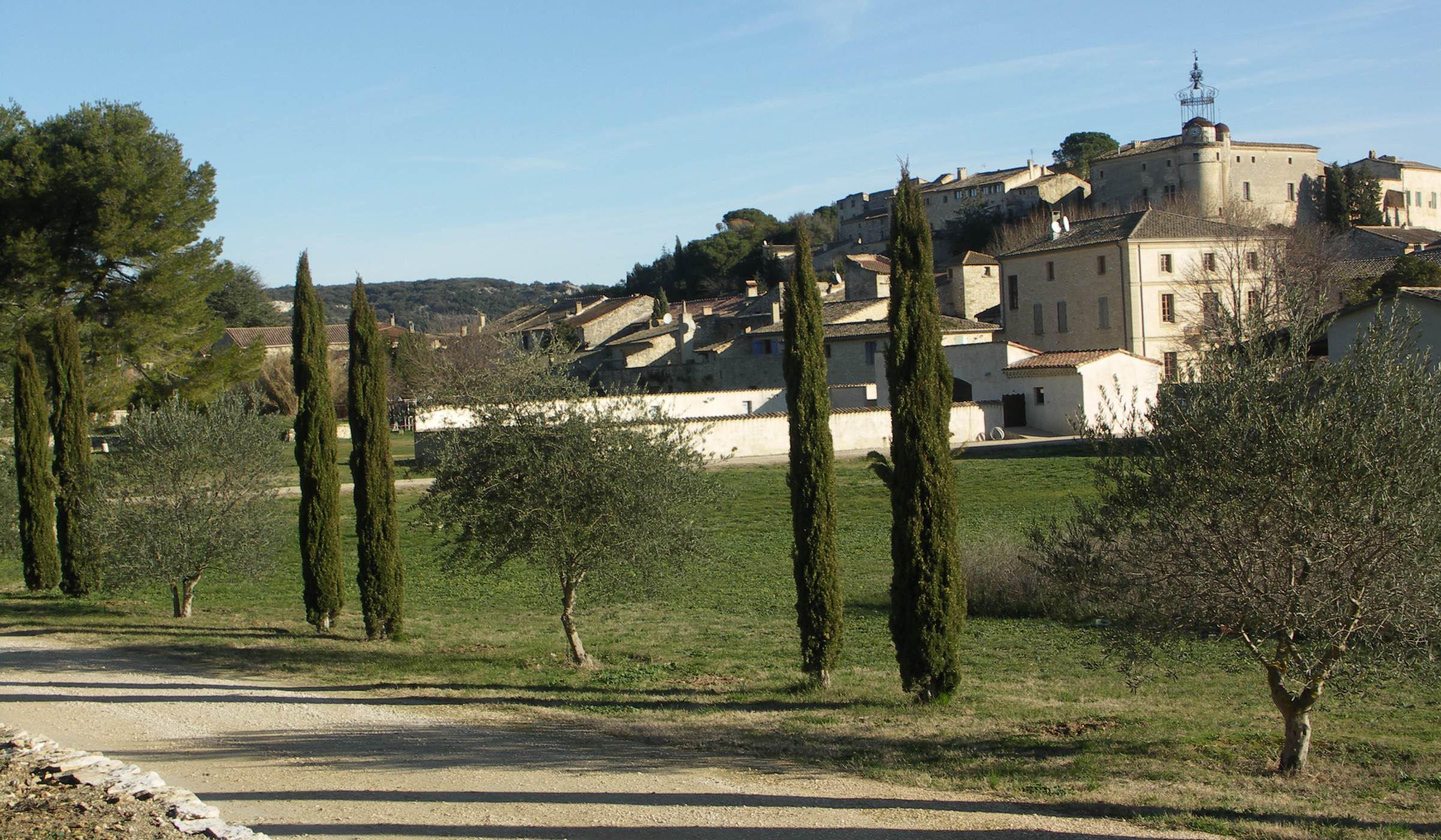 Gîte insolite « Domaine Saint Martin Gîtes, Chambres d'hôtes · Valliguières, Gard » — Valliguières (Marseille 7e arrondissem…