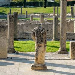 08f33270-82a0-4268-be10-ba96a4d9ef3b-photo-around