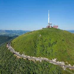 2fd9e52e-568f-4f9a-aa79-c1a7377aca56-photo-around