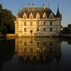Chateau-d-Azay-le-Rideau-1-photo-around
