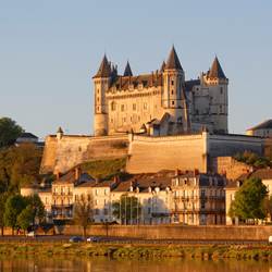 gettyimages-536909633-photo-around