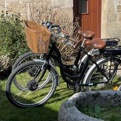 Location vélo à assistance électrique Gîte et Hostel Le Ty Bihui en Bretagne-photo-options